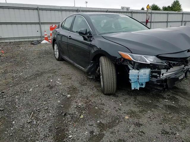 4T1C11AK8NU646107 2022 Toyota Camry Le