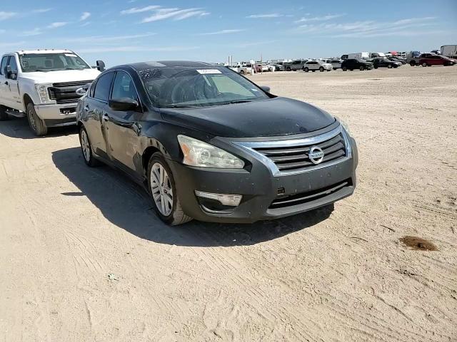 2014 Nissan Altima - Image 11