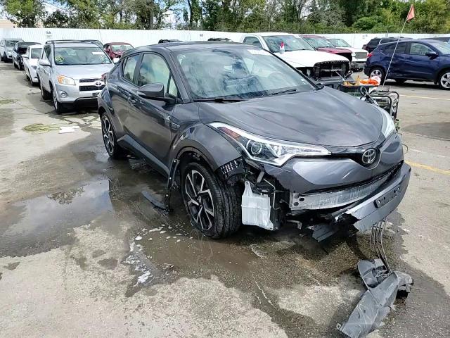 JTNKHMBX3K1042075 2019 Toyota C-Hr Xle