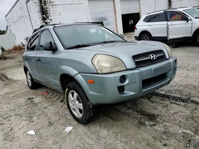 2005 Hyundai Tucson Gl VIN: KM8JM12B65U184708 Lot: 73351044