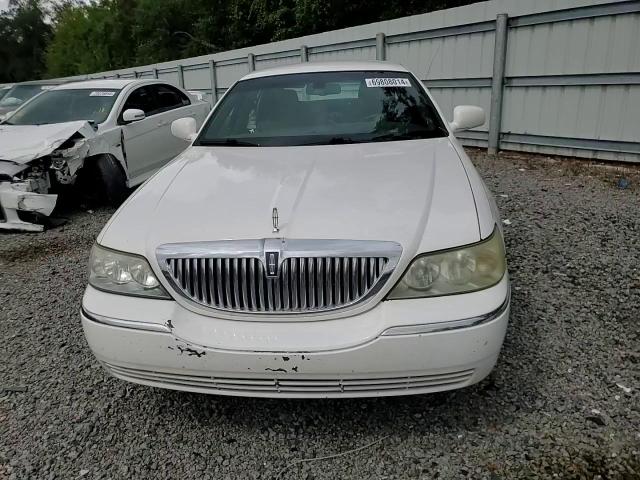 2011 Lincoln Town Car Signature Limited VIN: 2LNBL8CV4BX757294 Lot: 69808014