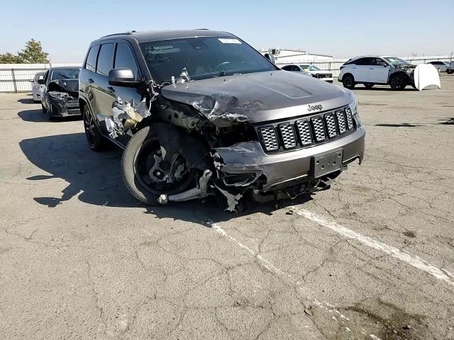 1C4RJEAG2LC403770 2020 Jeep Grand Cherokee Laredo