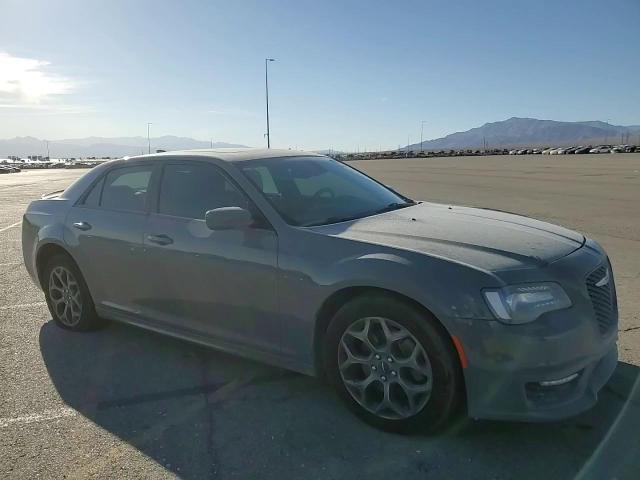 2C3CCAGG2HH512657 2017 Chrysler 300 S