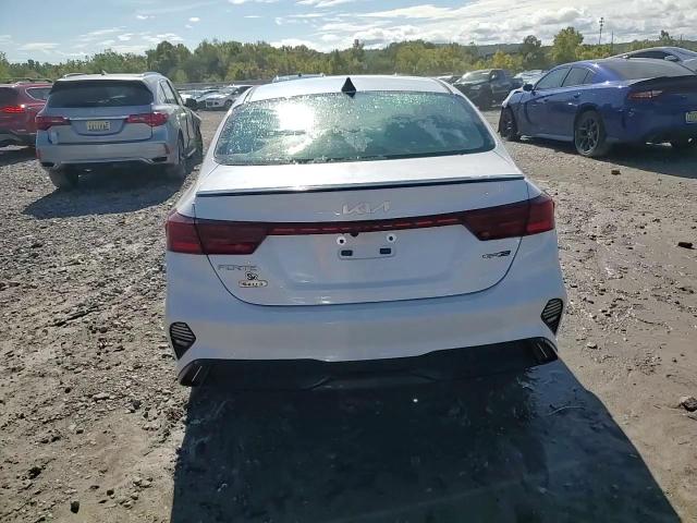 2024 Kia Forte - Image 13