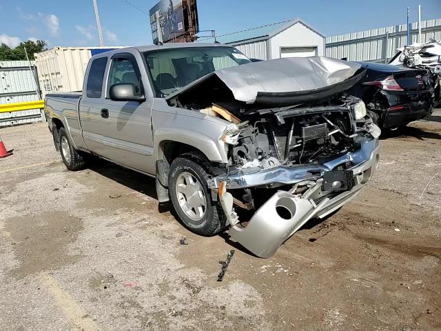 2004 GMC New Sierra K1500 VIN: 2GTEK19T541272931 Lot: 70039124