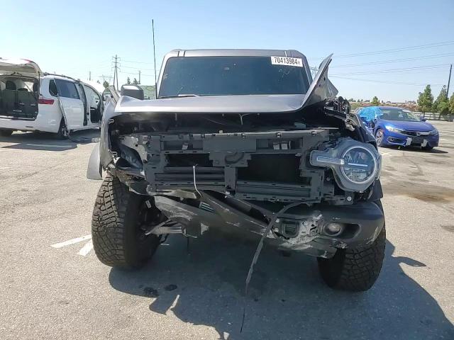 2023 Ford Bronco Base VIN: 1FMDE5BH2PLB76569 Lot: 70413984