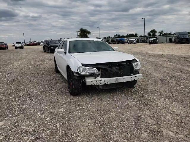 2015 Chrysler 300 Limited VIN: 2C3CCAAG7FH893959 Lot: 71002264