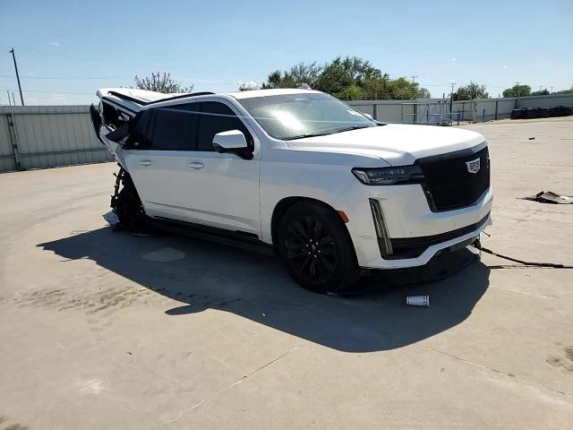 2021 Cadillac Escalade - Image 11