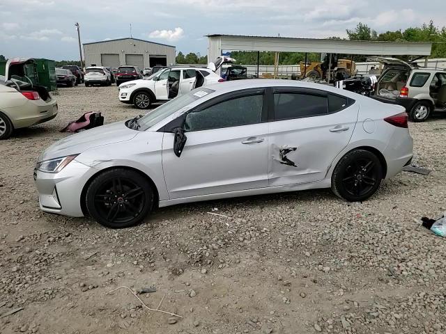 2019 Hyundai Elantra Se VIN: KMHD74LF3KU839135 Lot: 72812314