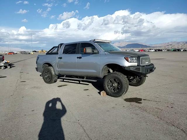 5TFDY5F11CX235381 2012 Toyota Tundra Crewmax Sr5