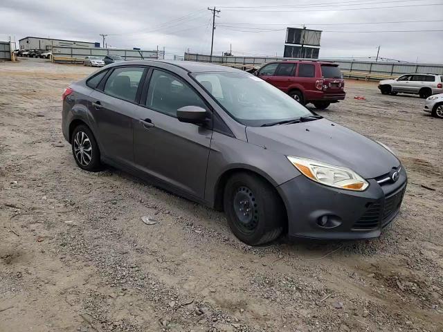 1FAHP3F21CL132542 2012 Ford Focus Se