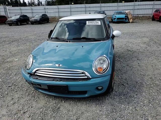 2010 MINI Cooper - Image 11