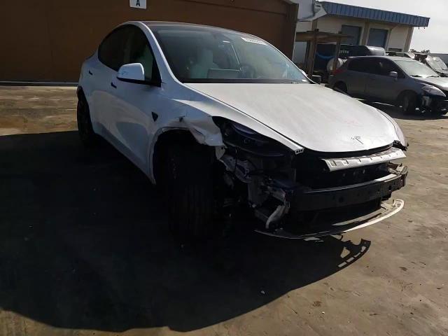 7SAYGDEE6PF696873 2023 Tesla Model Y