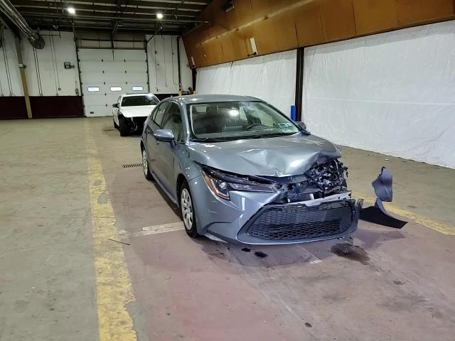 2020 Toyota Corolla Le VIN: JTDEPRAE3LJ043410 Lot: 72946674