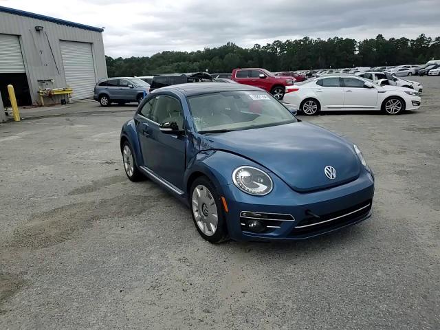 2019 Volkswagen Beetle Se VIN: 3VWJD7AT4KM711918 Lot: 70221194