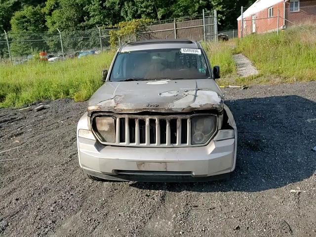 1J8GN28K78W224093 2008 Jeep Liberty Sport