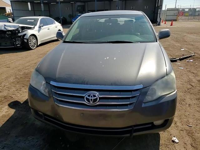 2005 Toyota Avalon Xl VIN: 4T1BK36B75U054923 Lot: 70615594