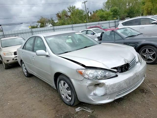 2005 Toyota Camry Le VIN: 4T1BE32K55U991959 Lot: 72325204