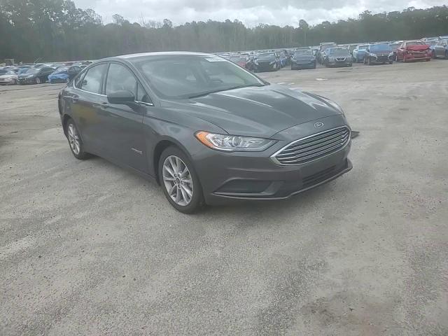 2017 Ford Fusion Se Hybrid VIN: 3FA6P0LU8HR358520 Lot: 72959494