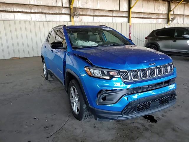 2024 Jeep Compass Latitude VIN: 3C4NJDBN0RT582555 Lot: 70285874