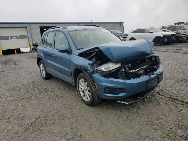 WVGAV7AXXHK041919 2017 Volkswagen Tiguan S