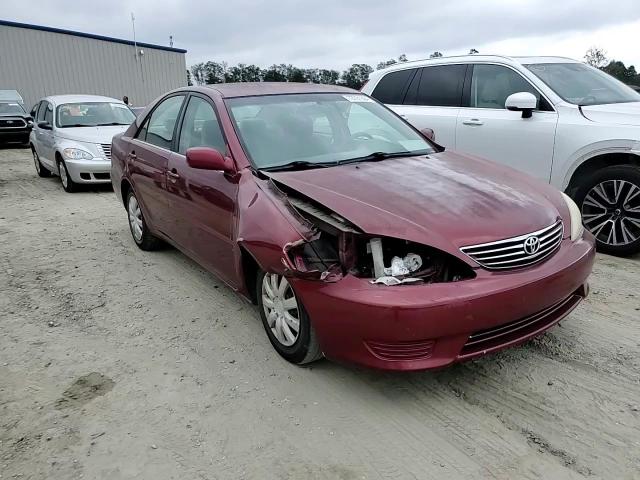 2005 Toyota Camry Le VIN: 4T1BE32K35U047075 Lot: 72701304