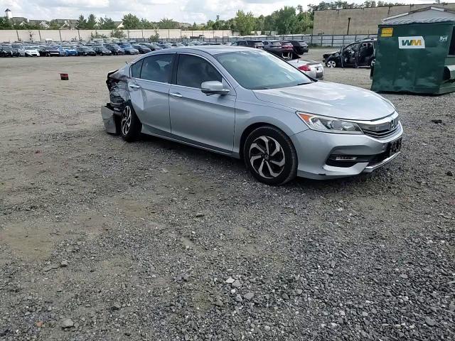 1HGCR2F81HA165803 2017 Honda Accord Exl