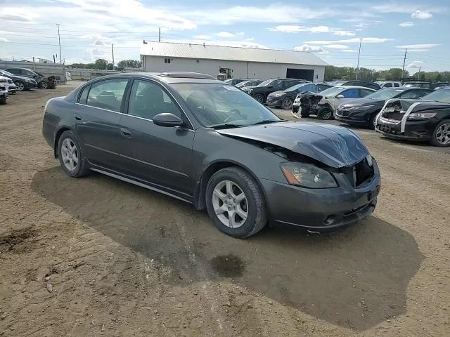 2006 Nissan Altima - Image 11