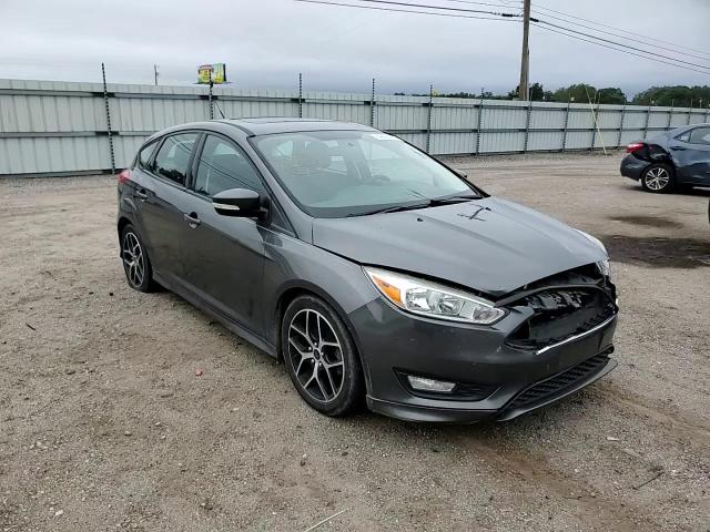 2016 Ford Focus Se VIN: 1FADP3K20GL233663 Lot: 69691414