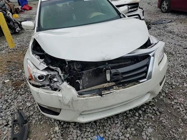 2014 Nissan Altima - Image 10