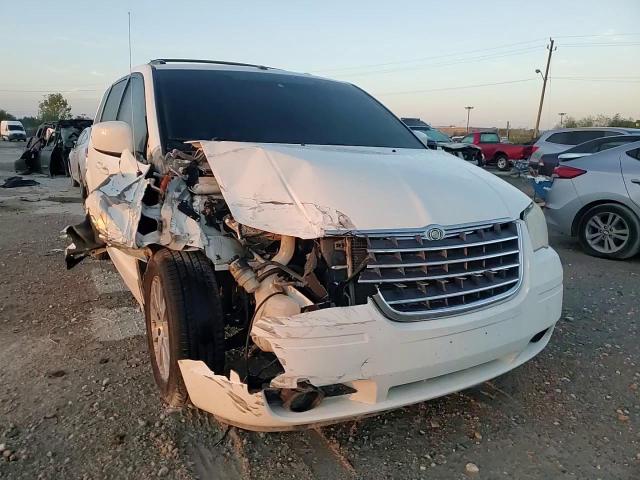 2A8HR54P48R733126 2008 Chrysler Town & Country Touring