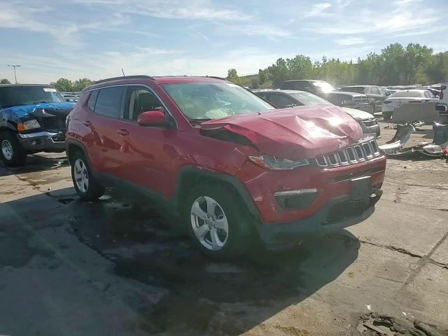 2019 Jeep Compass Latitude VIN: 3C4NJDBB4KT807412 Lot: 71114204