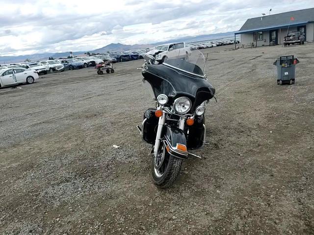 2008 Harley-Davidson Flhtcui VIN: 1HD1FC4118Y709202 Lot: 70988264