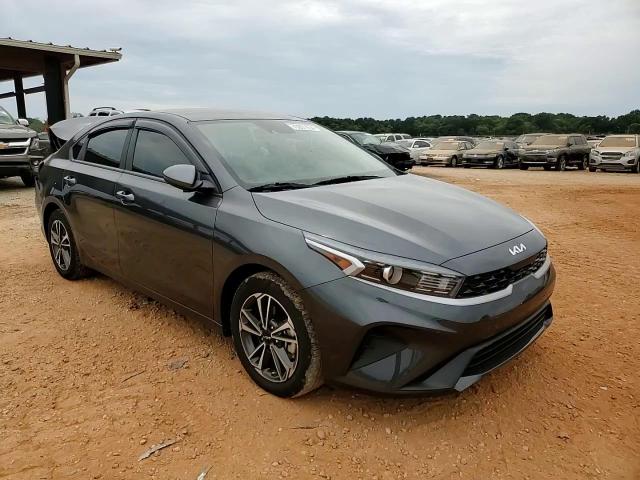 2023 Kia Forte Lx VIN: 3KPF24AD0PE682117 Lot: 70261654