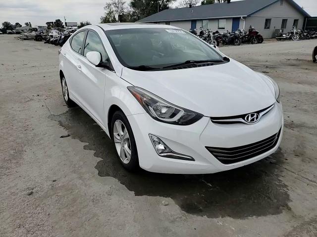 2016 Hyundai Elantra Se VIN: 5NPDH4AE6GH775685 Lot: 72418234