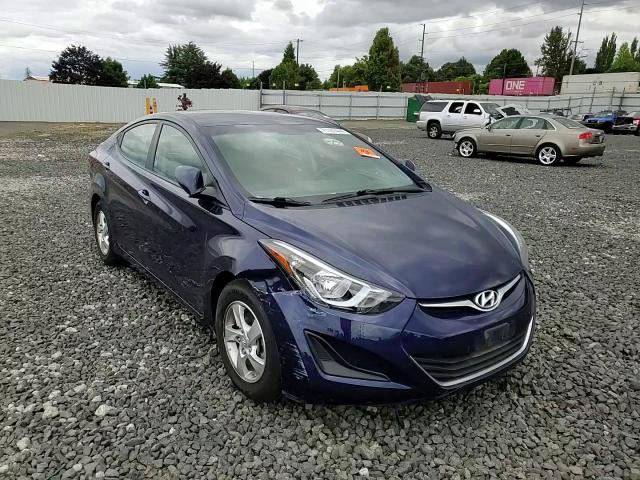 2014 Hyundai Elantra - Image 11