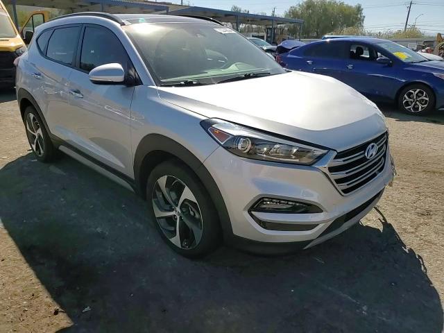 2018 Hyundai Tucson Value VIN: KM8J33A28JU773429 Lot: 73245034