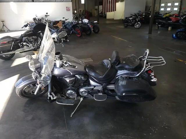 2008 Yamaha Xvs1300 Ct VIN: JYAVP25E98A006656 Lot: 72229744