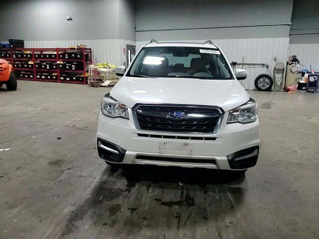 2018 Subaru Forester 2.5I Premium VIN: JF2SJAEC9JH578052 Lot: 73391664