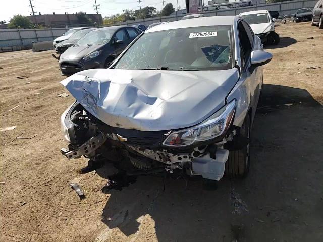 2016 Chevrolet Cruze - Image 11