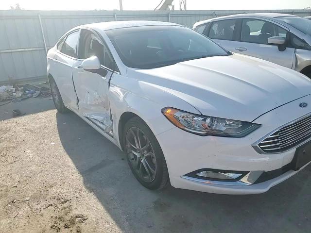 2017 Ford Fusion Se VIN: 3FA6P0T94HR312579 Lot: 70051044