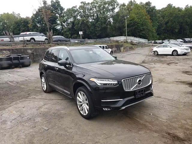 2018 Volvo Xc90 T6 VIN: YV4A22PL1J1367203 Lot: 70124714