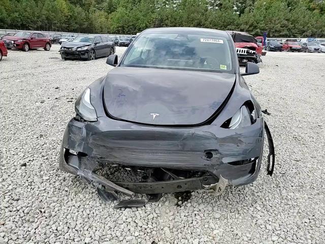 2023 Tesla Model Y VIN: 7SAYGDEF4PF829543 Lot: 72877864