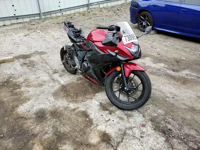 2019 Suzuki Gsx250R M VIN: LC6DN11A3K1100151 Lot: 73098574