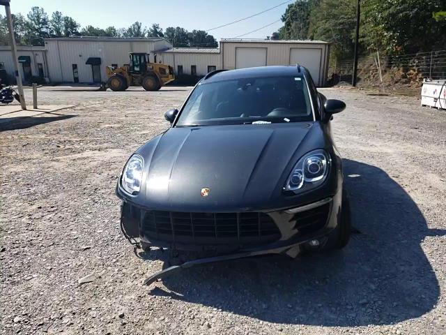 2018 Porsche Macan VIN: WP1AA2A57JLB10596 Lot: 71837714