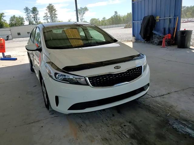 2017 Kia Forte Lx VIN: 3KPFK4A70HE142620 Lot: 69238384