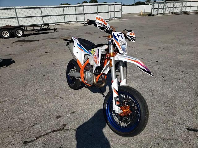 2022 Ktm 500 Exc-F Six Days VIN: VBKEXK40XNM443651 Lot: 70582634