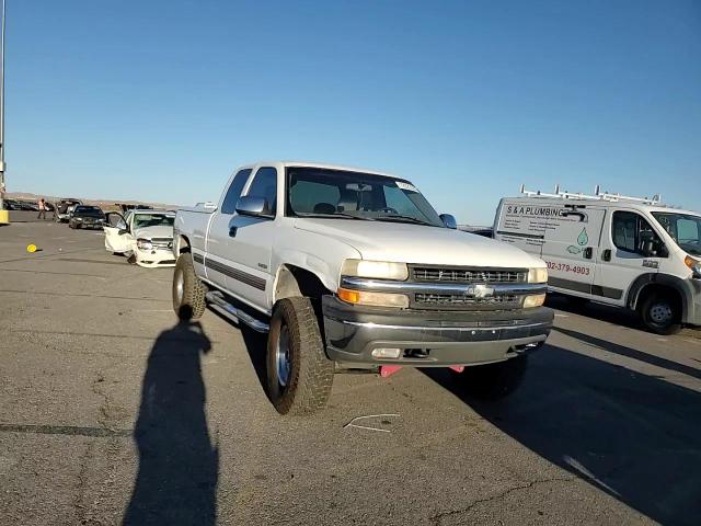 2000 Chevrolet Silverado K1500 VIN: 1GCEK19T5YE377229 Lot: 72523224