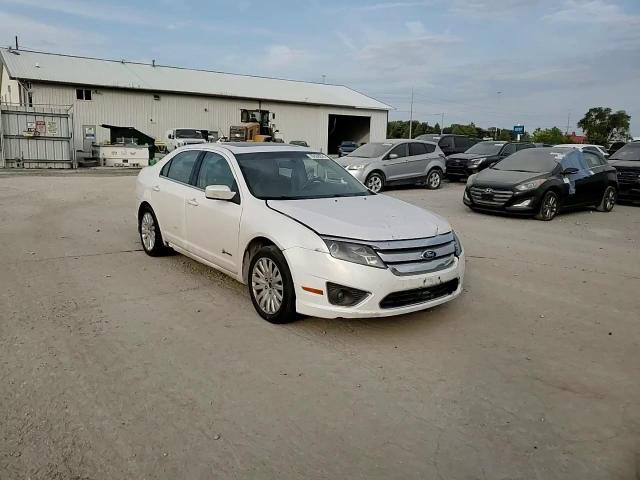 2010 Ford Fusion Hybrid VIN: 3FADP0L32AR401950 Lot: 70184274