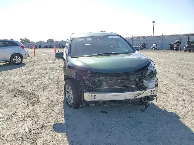 5TDJRKEC5MS062960 2021 Toyota Sienna Xle